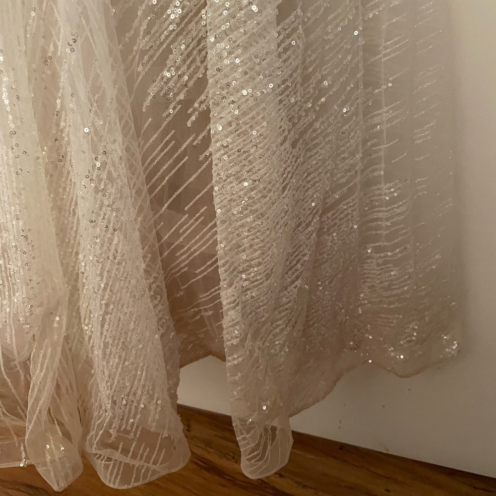 Bronx and Banco Mademoiselle Bridal Gown XXS - Picture 14 of 16